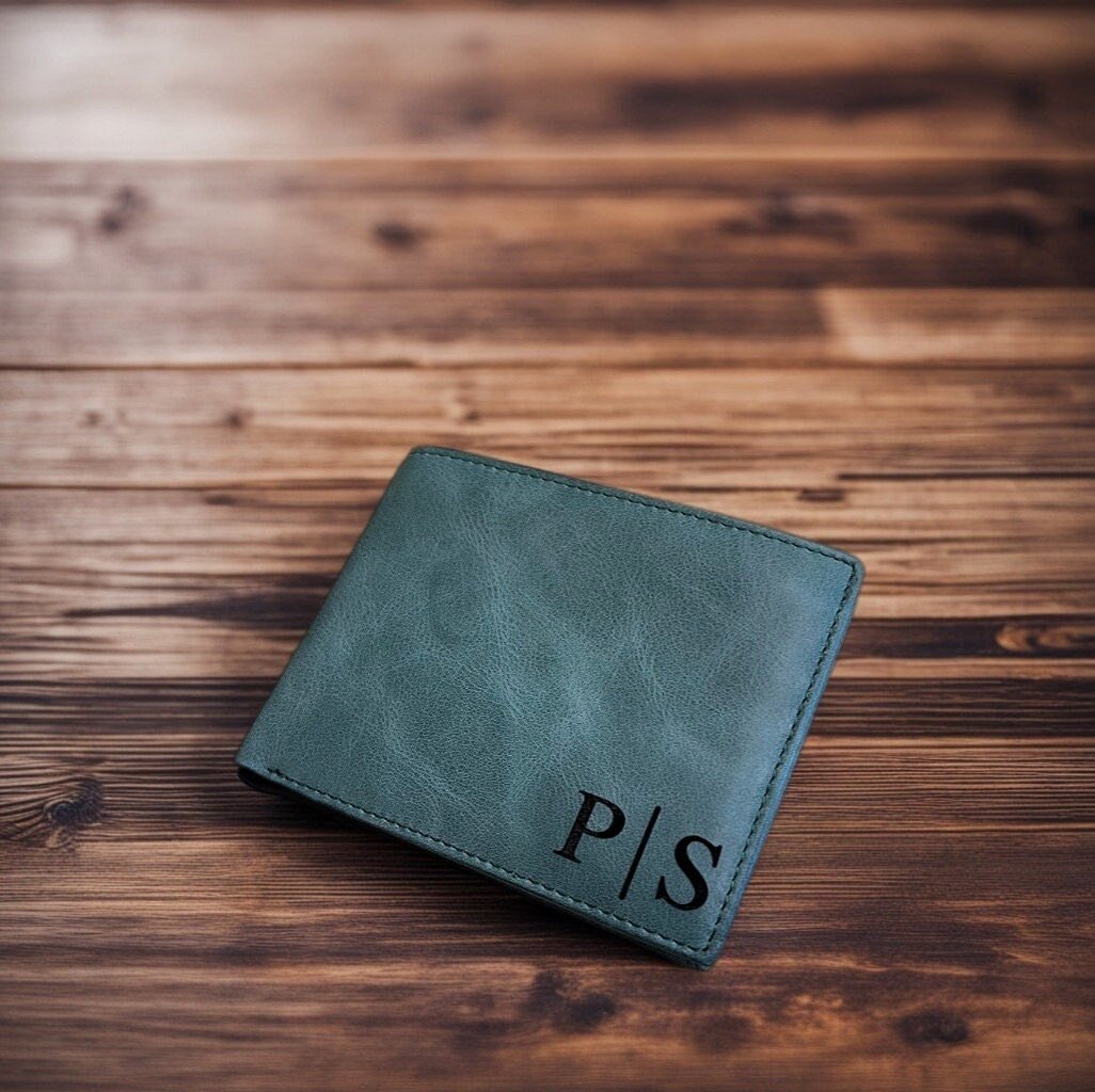 The personalized bifold by Premium Engrave